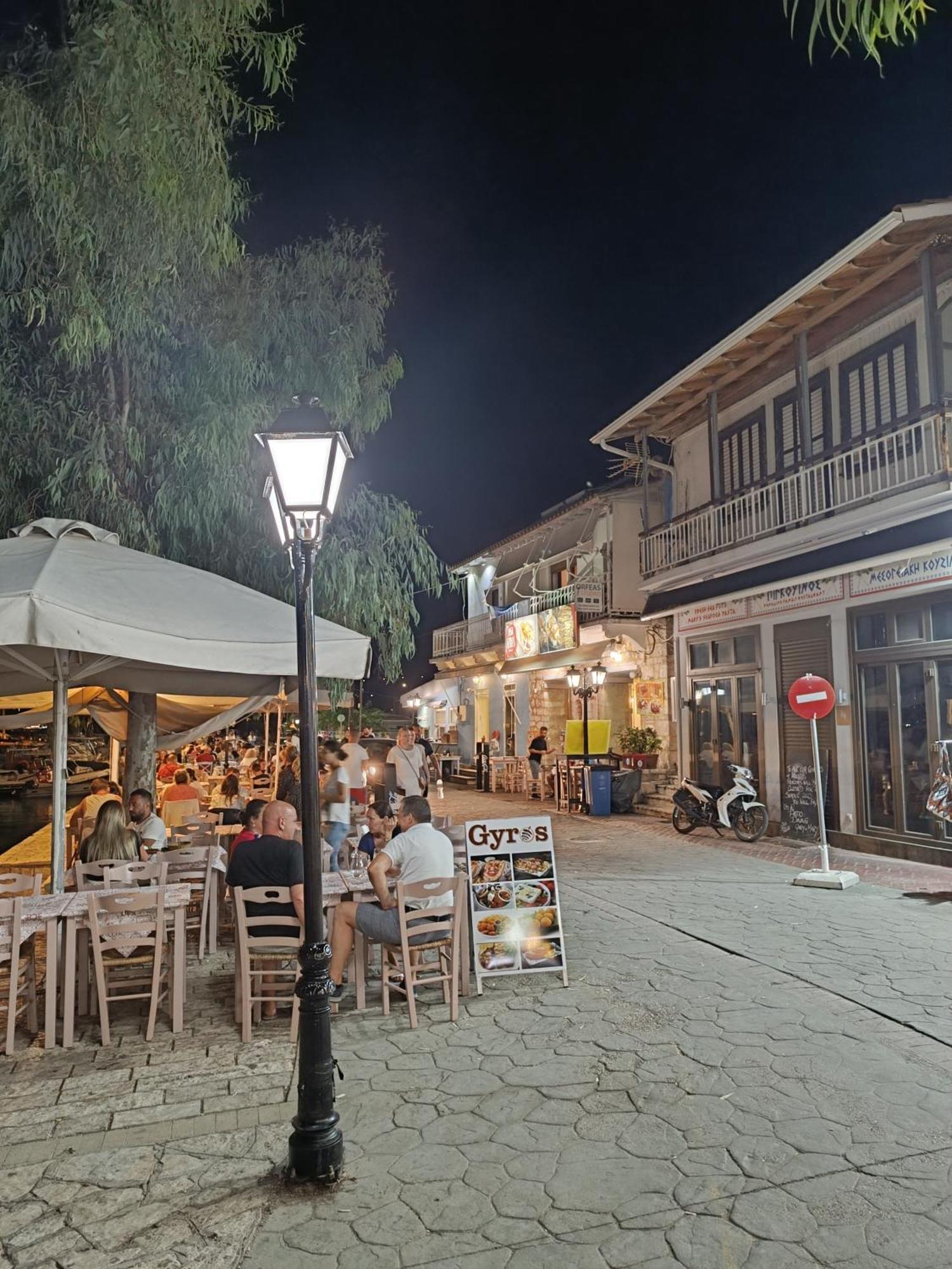 Politis' Wooden House Apartment Vasiliki  Exterior photo